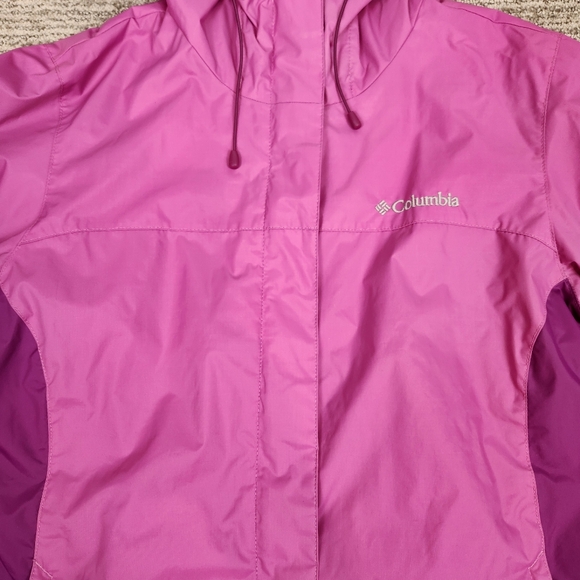 Columbia Mesh Lined Rain Jacket Pink and Purple Hood Zip Pockets Women's small - Picture 2 of 8